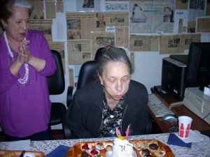 Soplando las velitas
